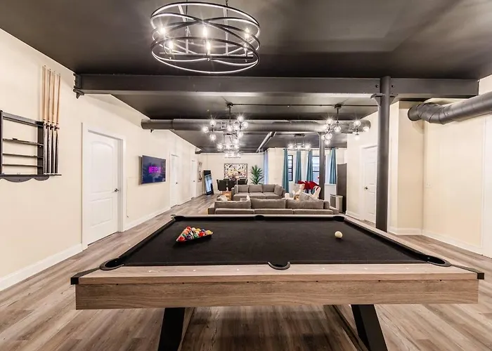 4br Hideaway Close To Downtown & Museums Апартаменты Чикаго