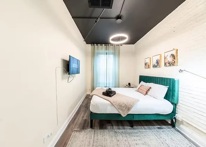 4br Hideaway Close To Downtown & Museums Апартаменты