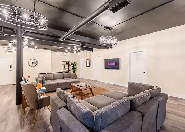 Апартаменты 4br Hideaway Close To Downtown & Museums *