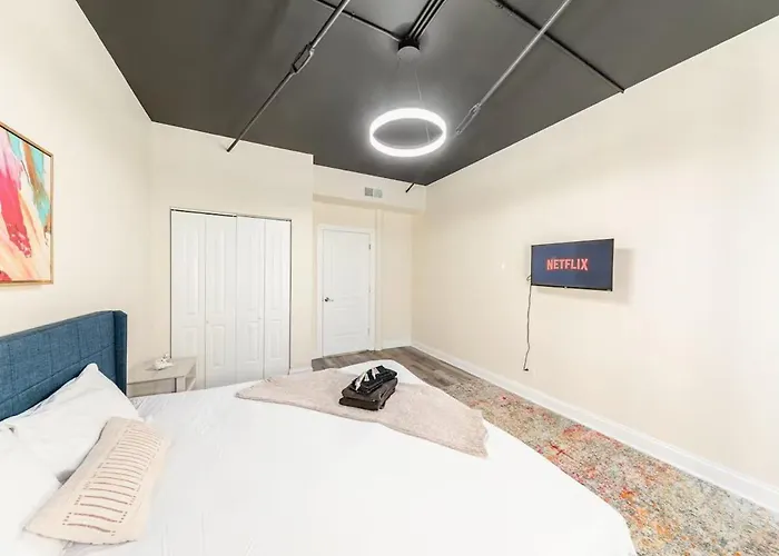 4br Hideaway Close To Downtown & Museums Апартаменты *